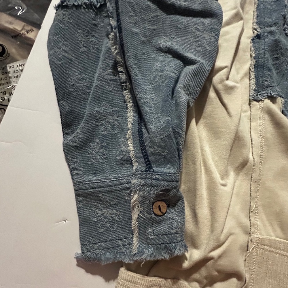 Blue Velvet Deconstructed Floral Denim Patchwork Sweatshirt Tan Blue Medium NWT - Picture 6 of 7